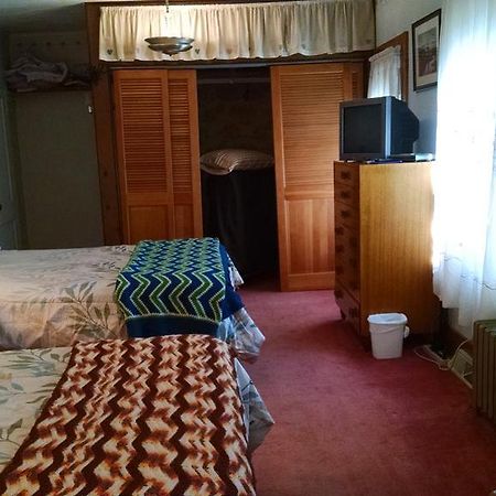 Fish & Loaves Bed And Breakfast Numidia ภายนอก รูปภาพ