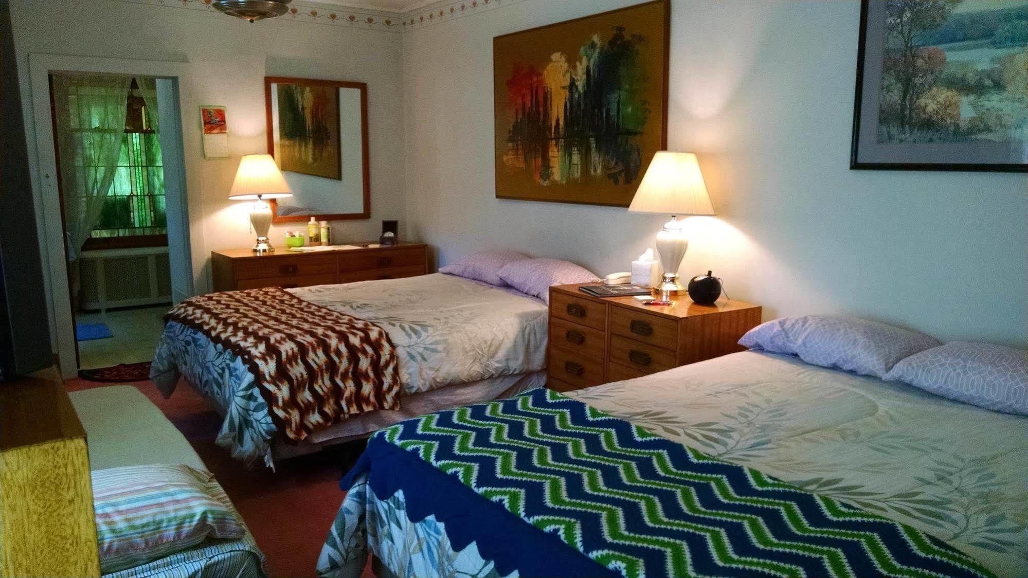 Fish & Loaves Bed And Breakfast Numidia ภายนอก รูปภาพ